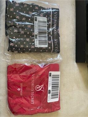 2 pairs Victoria's Secret Logo Cotton Panty - Packaged